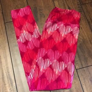 Lularoe valentine leggings! Never worn
